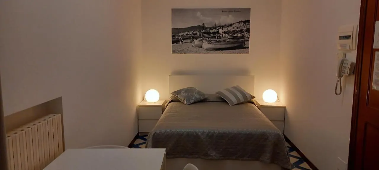 Residence Villa Chiara Loano Apartmanhotel