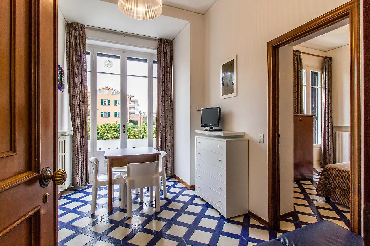 *** Apartmanhotel Residence Villa Chiara Loano Olaszország