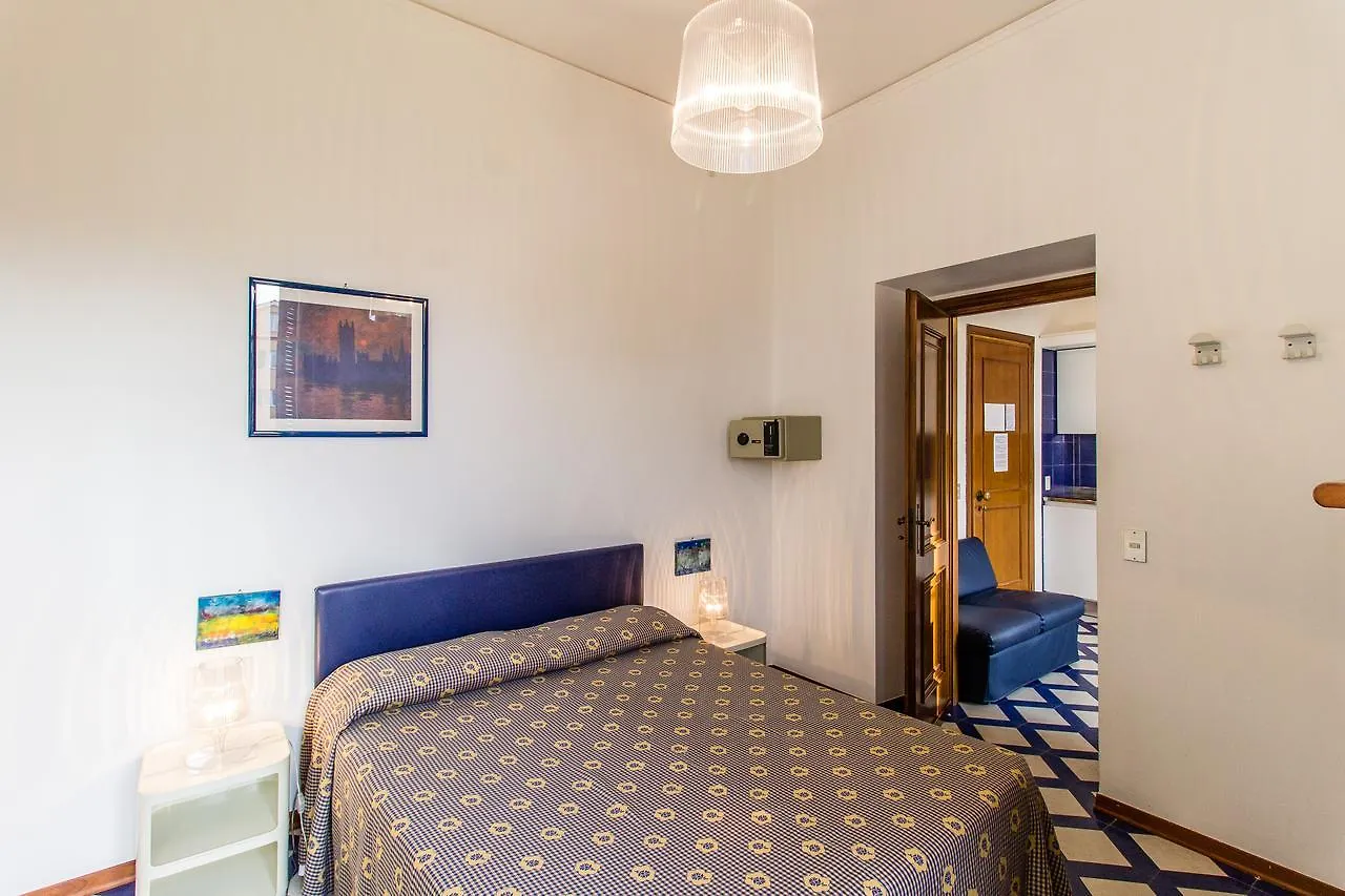 Aparthotel Residence Villa Chiara Loano