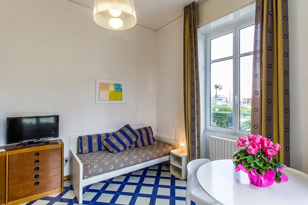 Residence Villa Chiara Loano Aparthotel